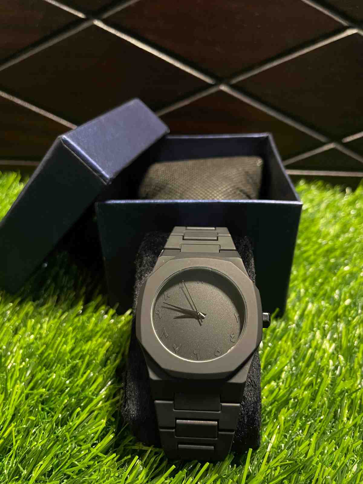 Aura Black Arabic Dial